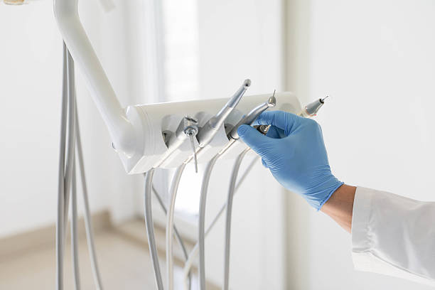 24/7 Emergency Root Canal Treatment experts in Silver Lake, FL
